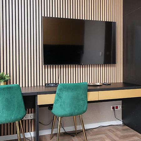 Rentplanet - Apartamenty Kasprzaka Варшава Екстериор снимка