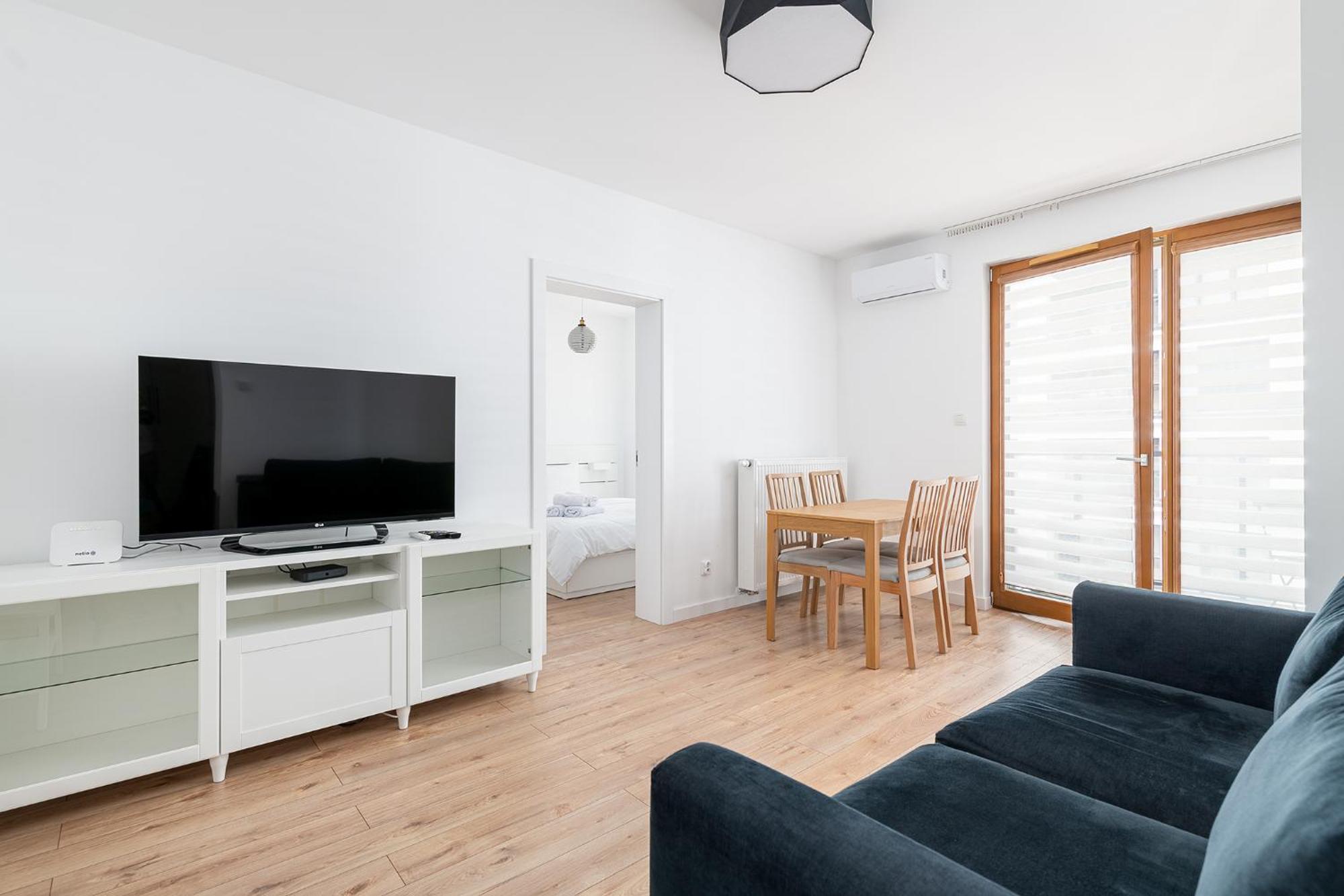 Rentplanet - Apartamenty Kasprzaka Варшава Екстериор снимка
