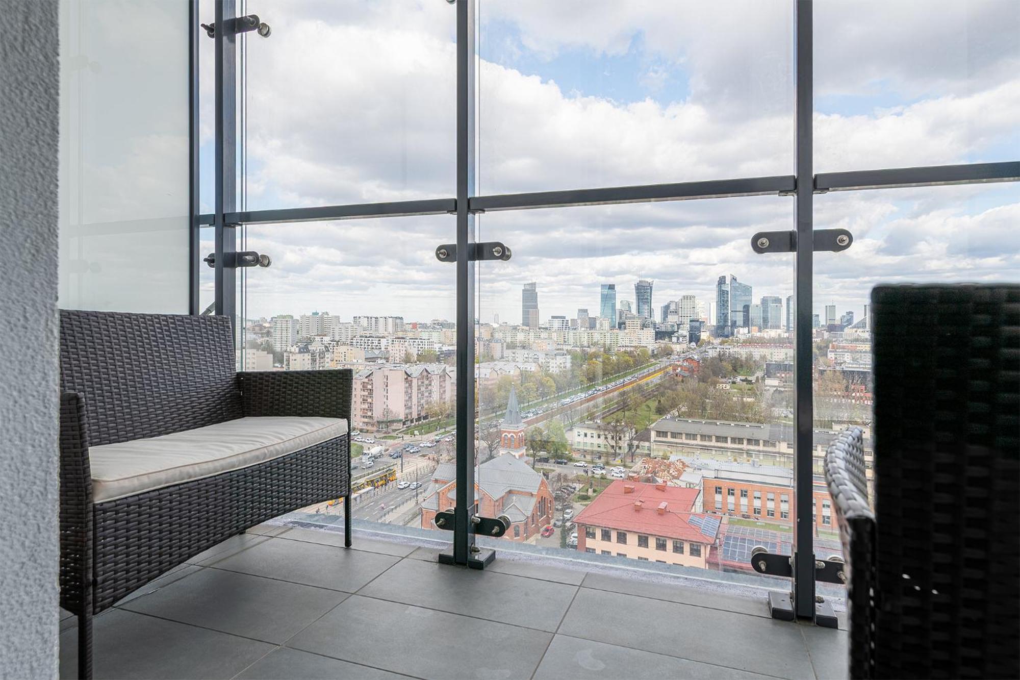 Rentplanet - Apartamenty Kasprzaka Варшава Екстериор снимка