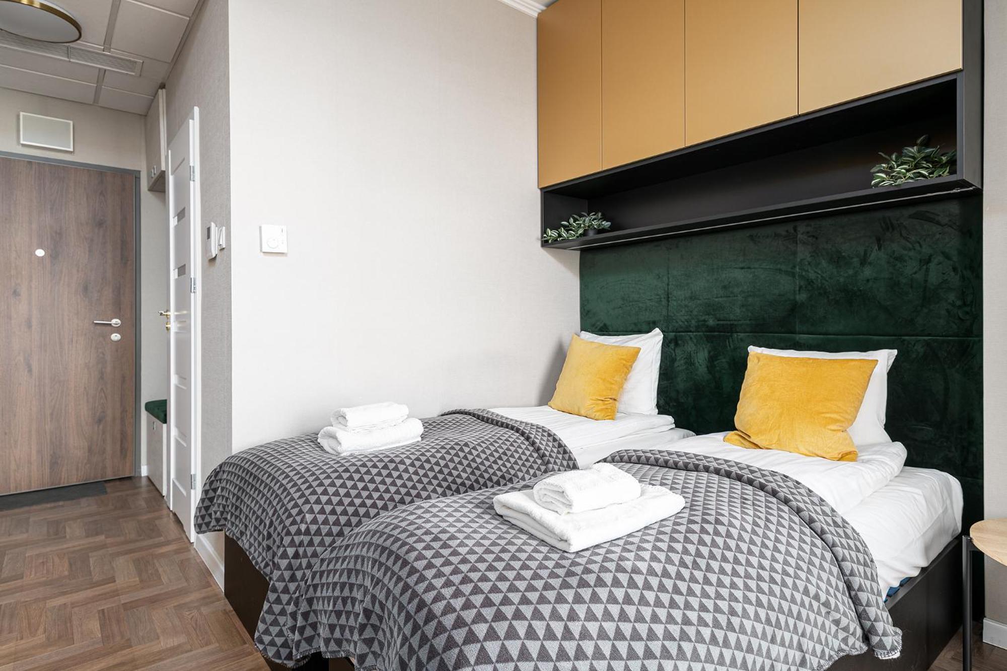 Rentplanet - Apartamenty Kasprzaka Варшава Екстериор снимка